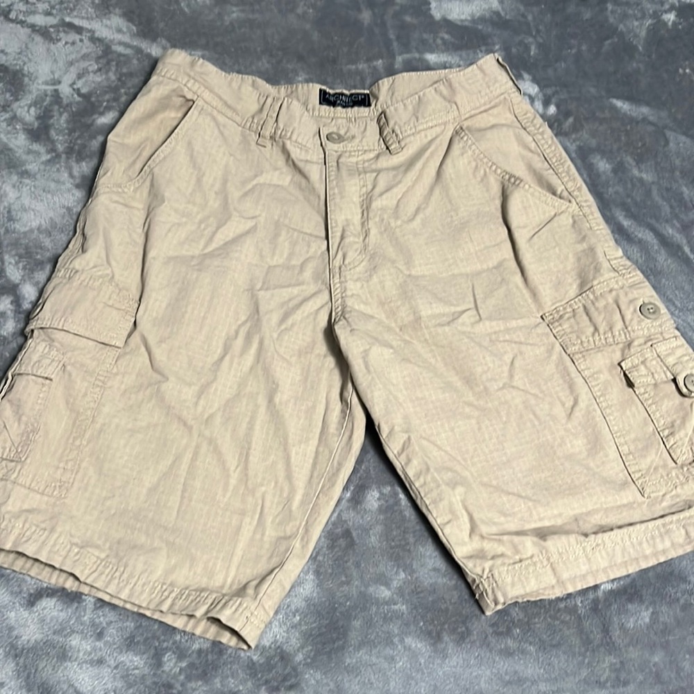 Architect cargo shorts